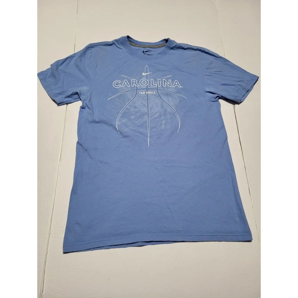(#19)Nike UNC Carolina Tarheels Basketball Tshirt Size Men's Medium Blue